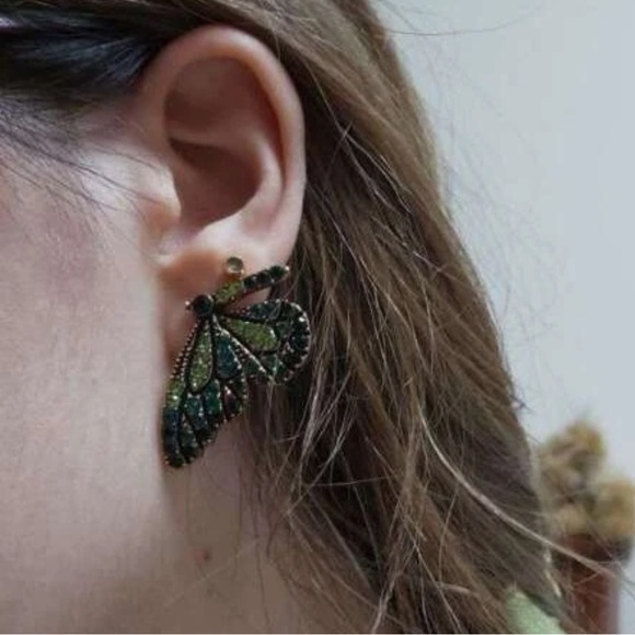 🦋 Butterfly Earrings 🦋 - Picture 2 of 4